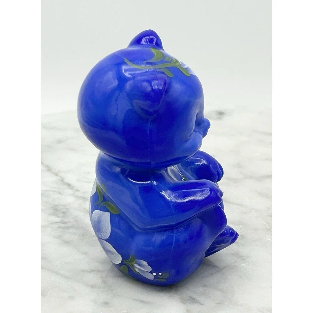 Rare Fenton C5151 Periwinkle Blue Glass Sitting Bear Figurine – Hand-Painted